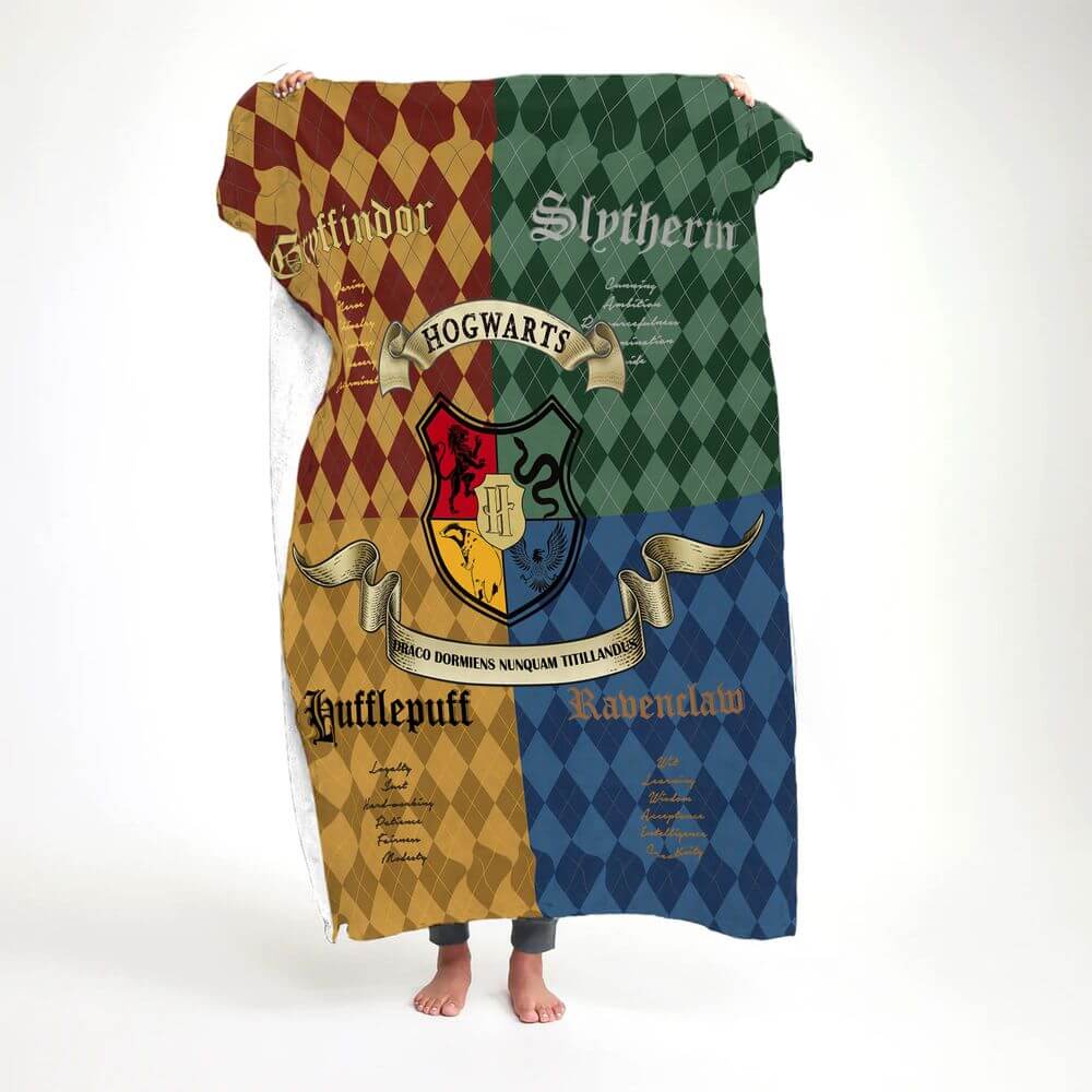 Hogwarts shops blanket